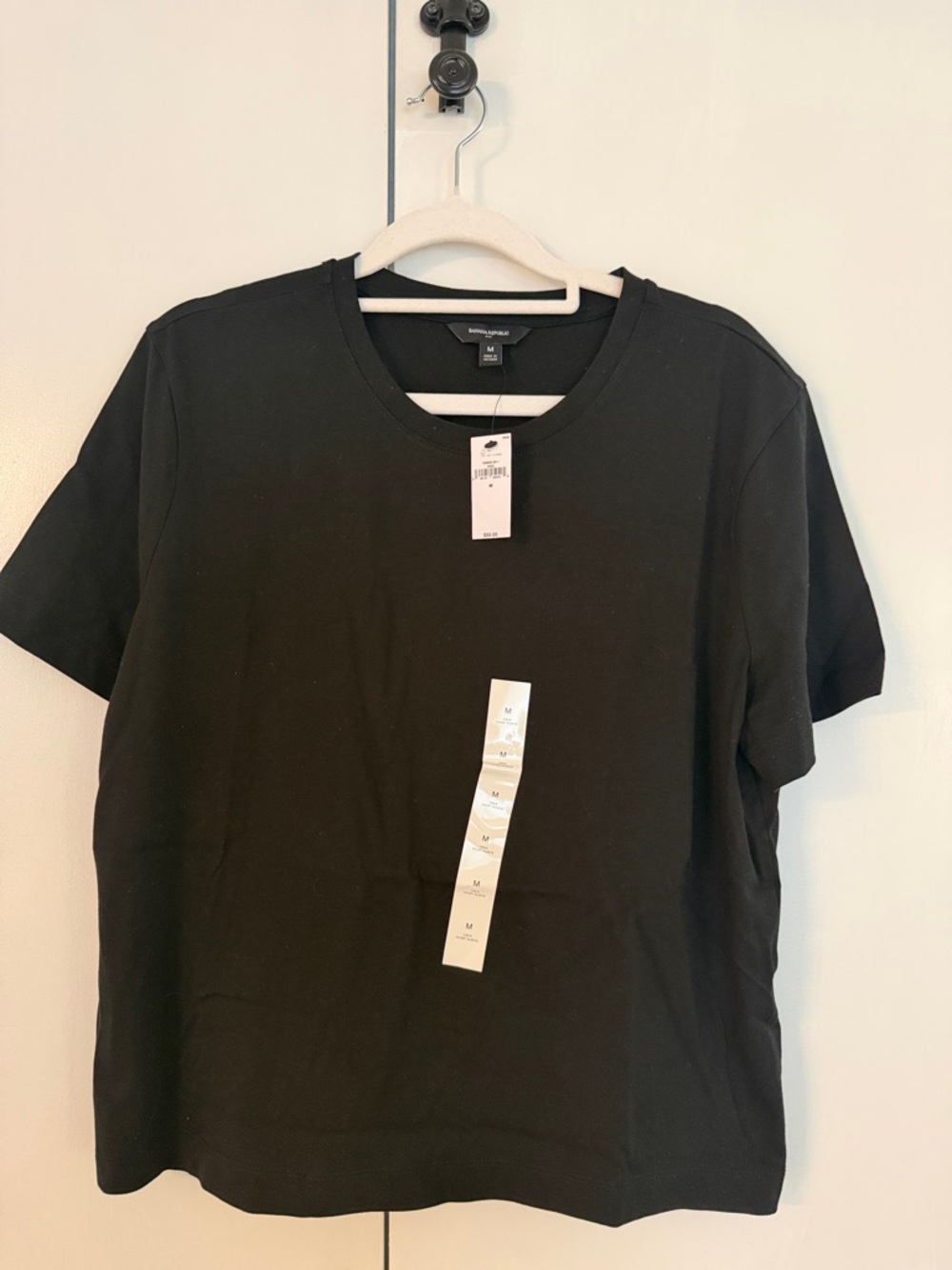 NWT Banana Republic - Black Crew Short-Sleeve T Shirt - Size Medium